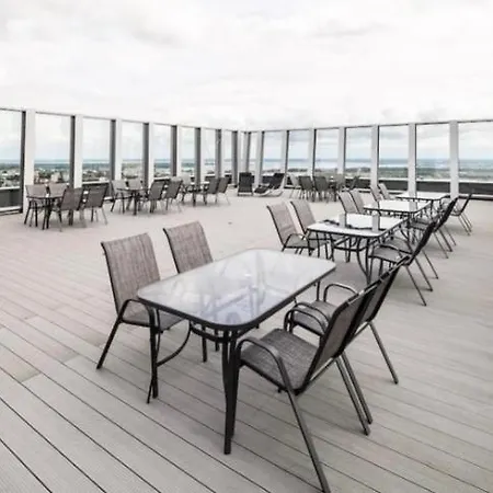Апартаменты Hanza Tower Gold-24 Exclusive Jacussi & Sauna & Pool Щецин